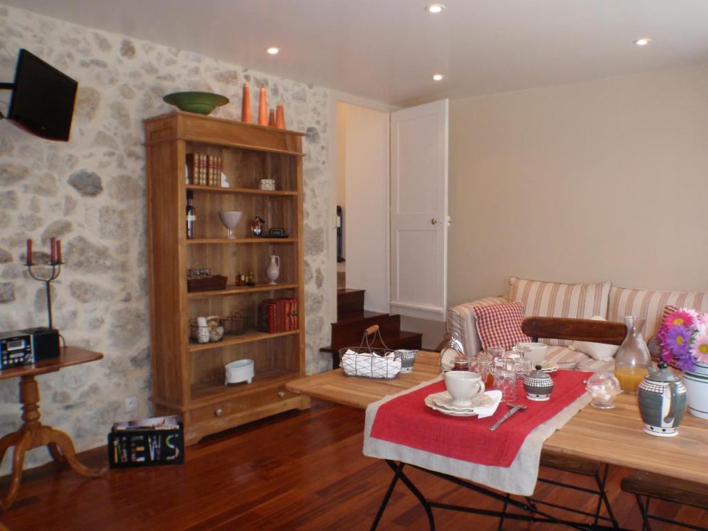Demeure D'Hotes L'Hermitage Mouxy Rum bild